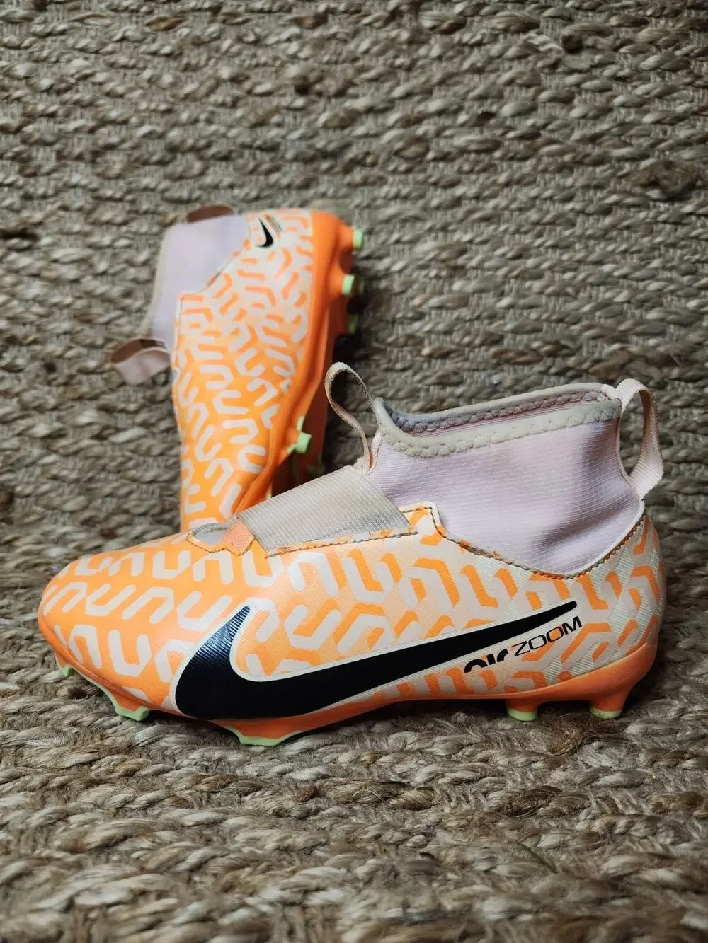 Nike Zoom Superfly 9 Youth Size 4.5 Soccer Cleats Mercurial Orange Dynamic Fit